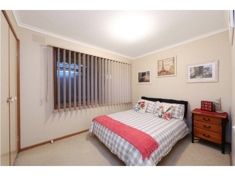 11 Kedleston Way, Rowville VIC 3178