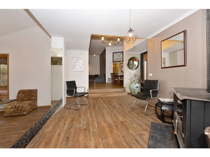 2 Emperor Court, Rowville VIC 3178