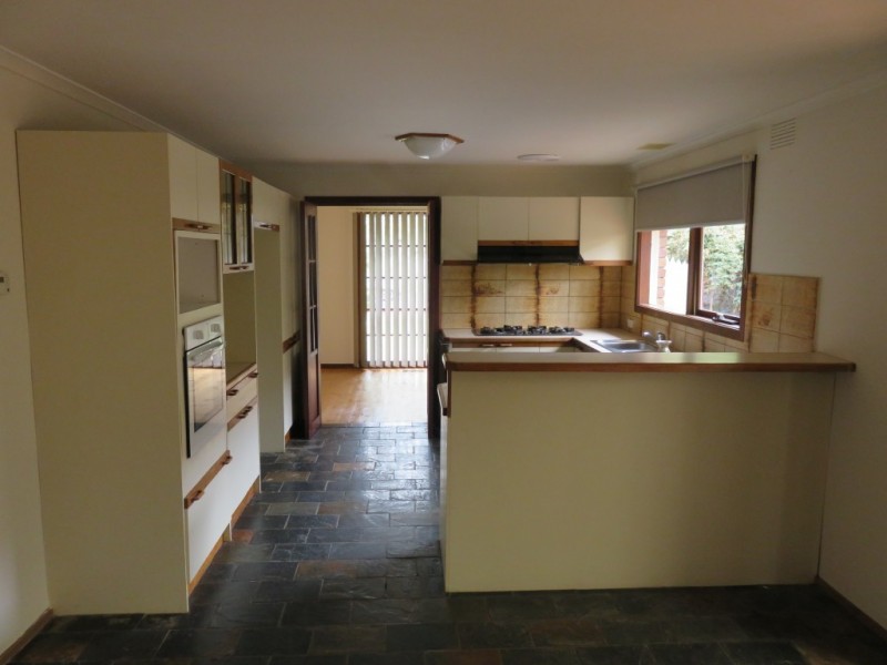 6 Superior Avenue, Rowville VIC 3178