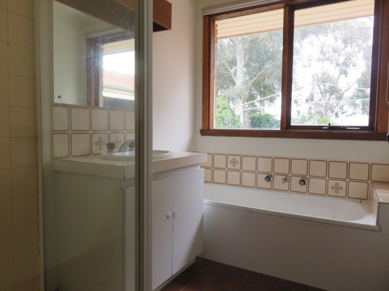 6 Superior Avenue, Rowville VIC 3178