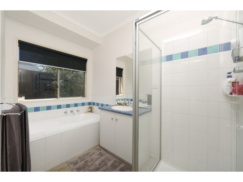 3 Sutherland Court, Mulgrave VIC 3170