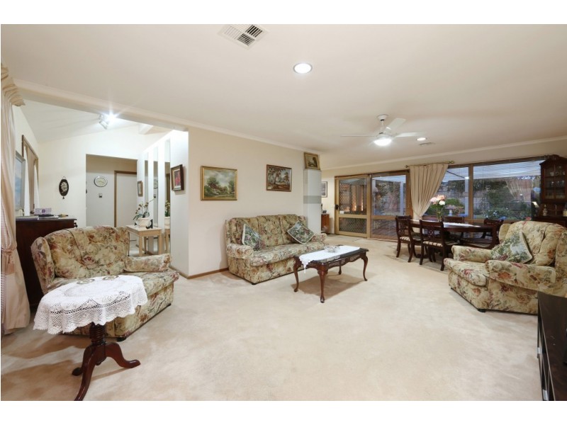 4 Jacob Drive, Rowville VIC 3178