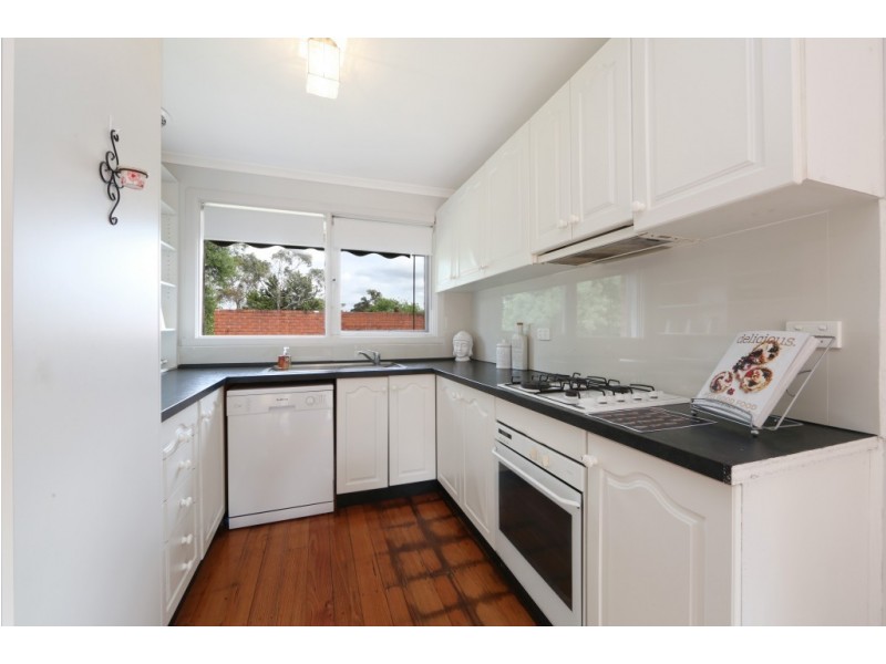 35 Waratah Avenue, The Basin VIC 3154