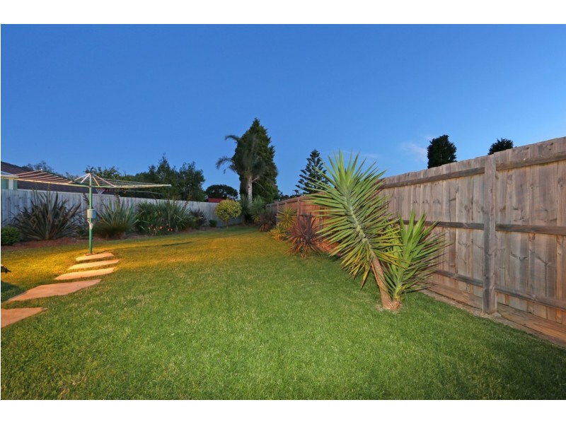 55 Lakeview Avenue, Rowville VIC 3178