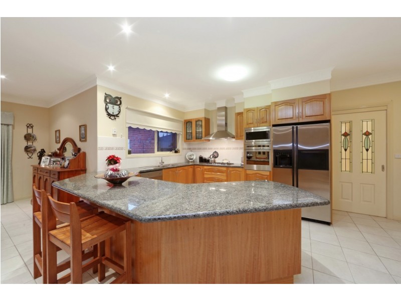 21 Hume Drive, Lysterfield VIC 3156