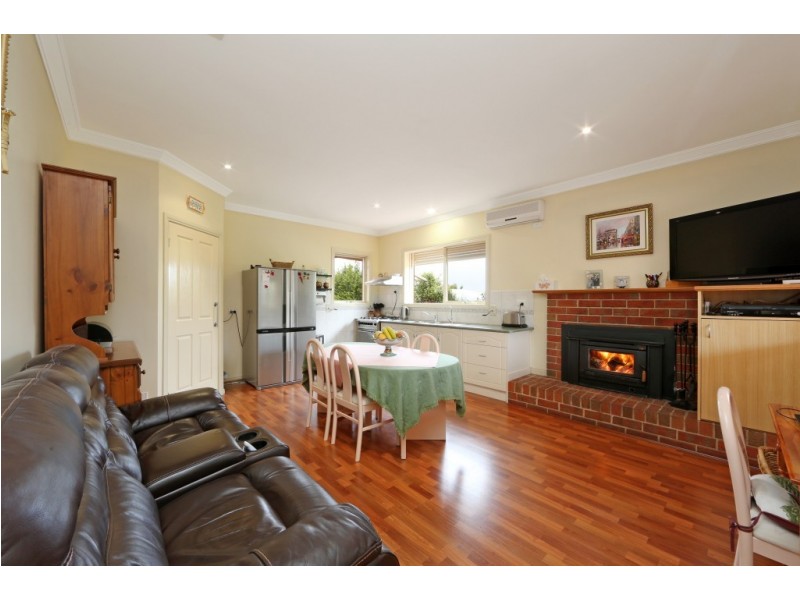 21 Hume Drive, Lysterfield VIC 3156