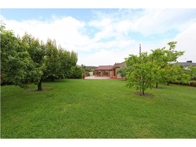 21 Hume Drive, Lysterfield VIC 3156