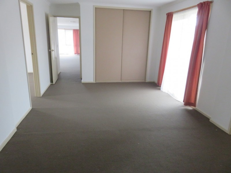 4 Linnel Court, Rowville VIC 3178