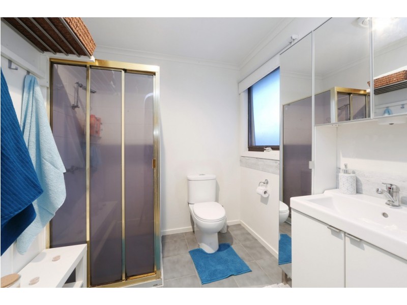 20 Lynn Drive, Ferntree Gully VIC 3156