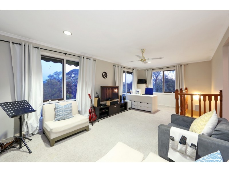 20 Lynn Drive, Ferntree Gully VIC 3156