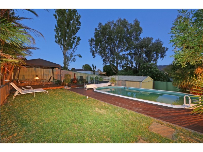 20 Lynn Drive, Ferntree Gully VIC 3156