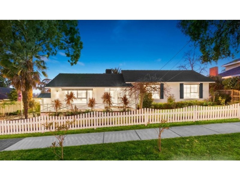 16 Aisbett Avenue, Wantirna South VIC 3152