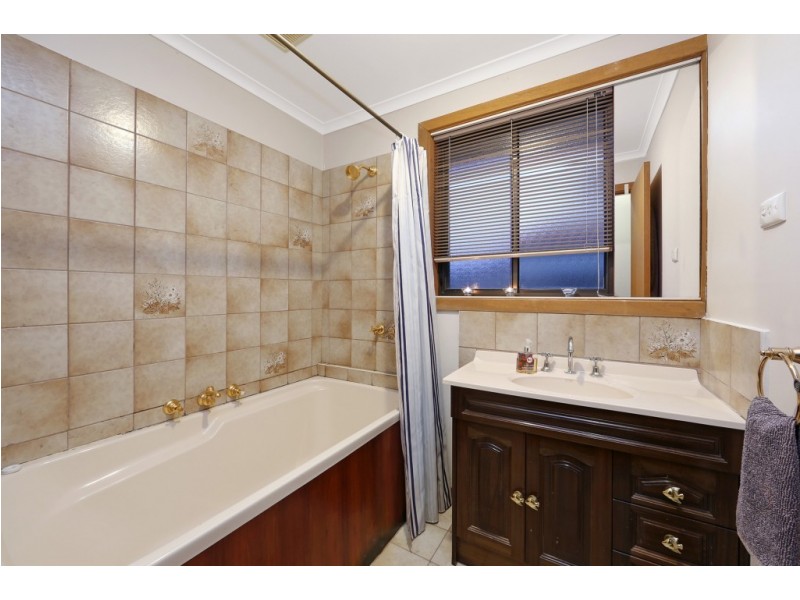 48 Goulburn Drive, Rowville VIC 3178