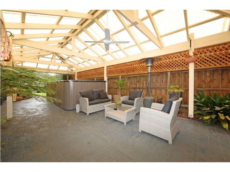 23 Shearer Drive, Rowville VIC 3178