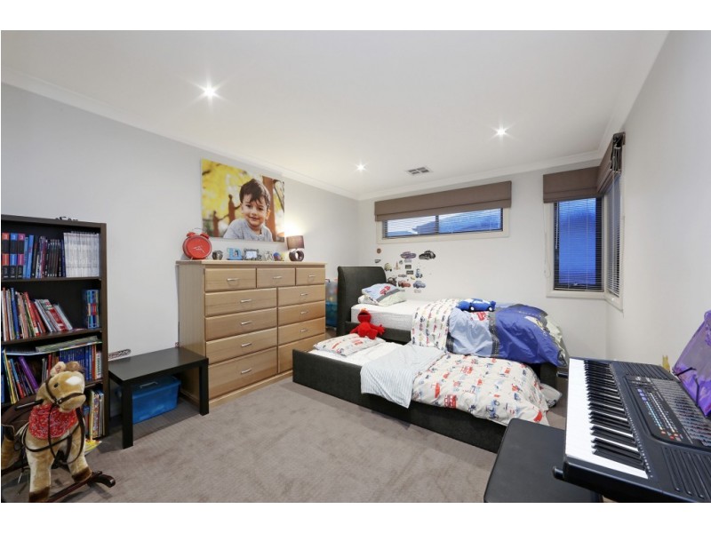 1A Stamford Crescent, Rowville VIC 3178