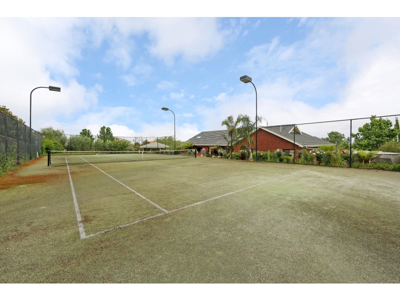 72 Major Crescent, Lysterfield VIC 3156