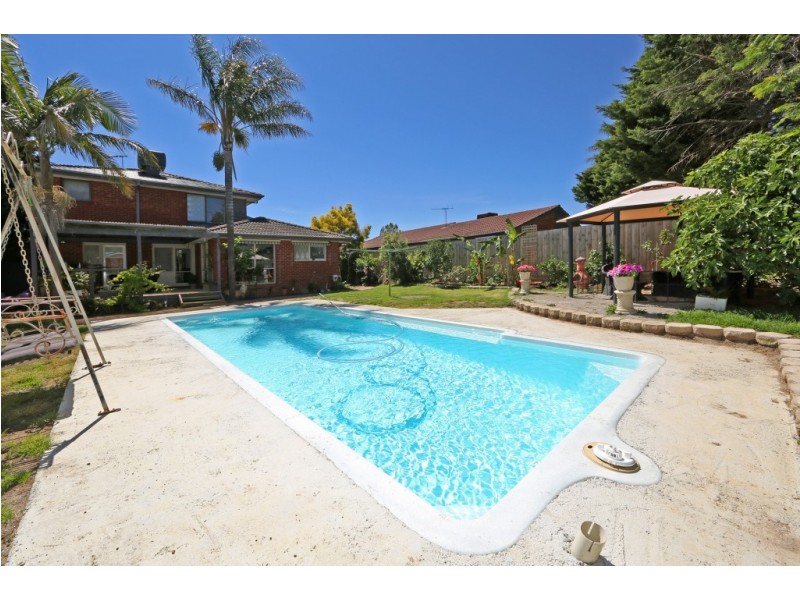 71 Lakesfield Drive, Lysterfield VIC 3156