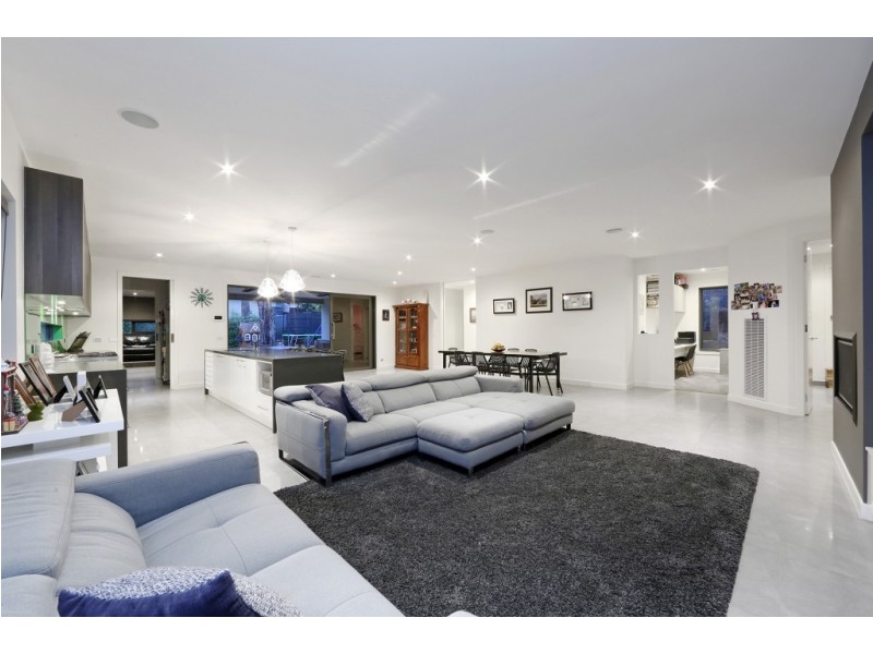 1 Hayes Court, Lysterfield VIC 3156