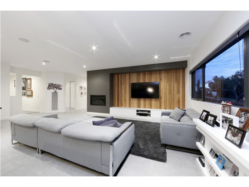 1 Hayes Court, Lysterfield VIC 3156