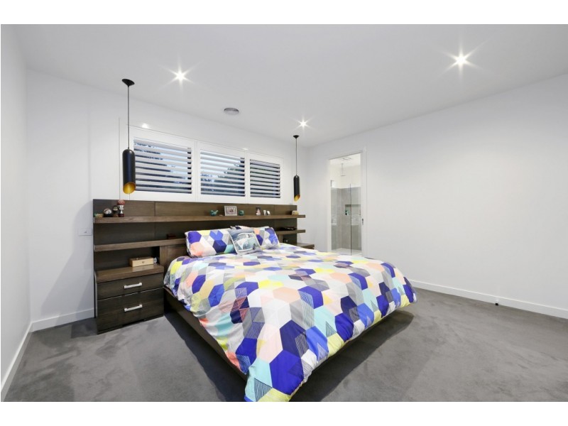 1 Hayes Court, Lysterfield VIC 3156