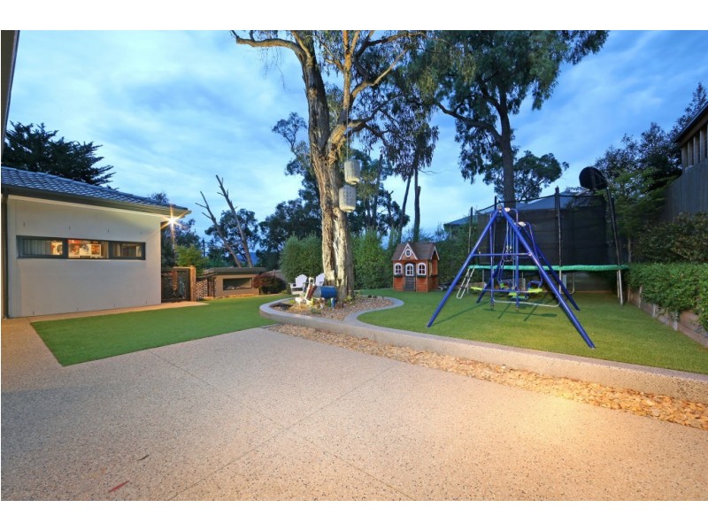 1 Hayes Court, Lysterfield VIC 3156