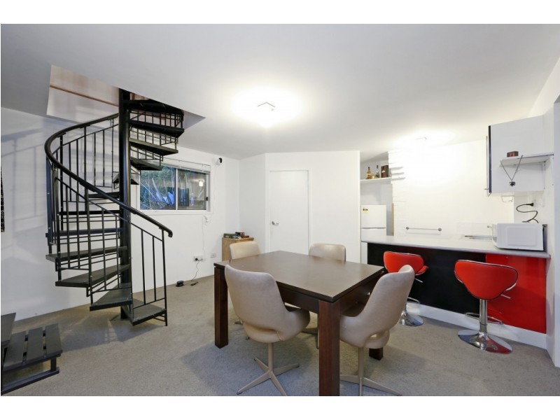 1/126 Glenfern Road, Ferntree Gully VIC 3156