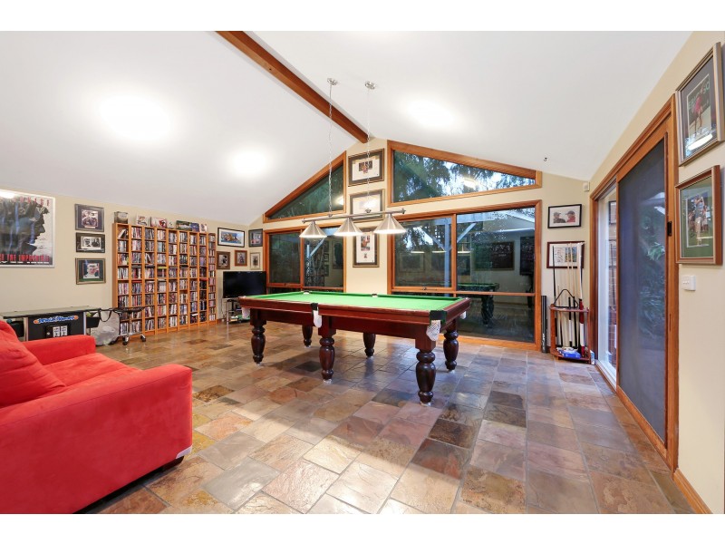 5 Crimea Close, Rowville VIC 3178