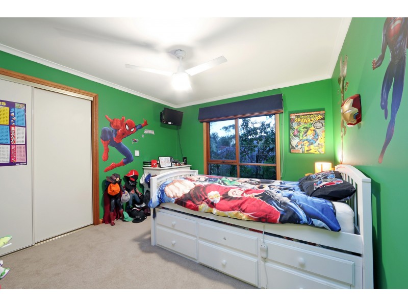 5 Crimea Close, Rowville VIC 3178