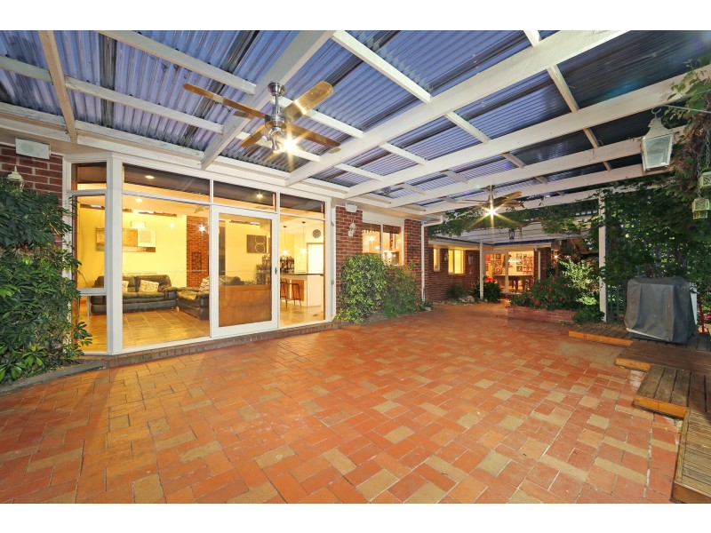 5 Crimea Close, Rowville VIC 3178