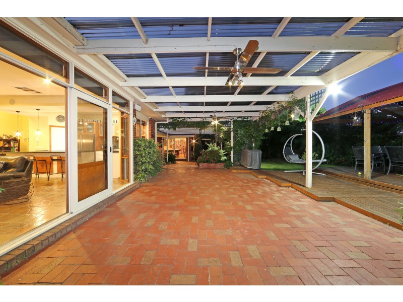 5 Crimea Close, Rowville VIC 3178