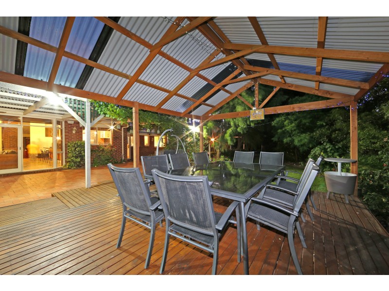 5 Crimea Close, Rowville VIC 3178