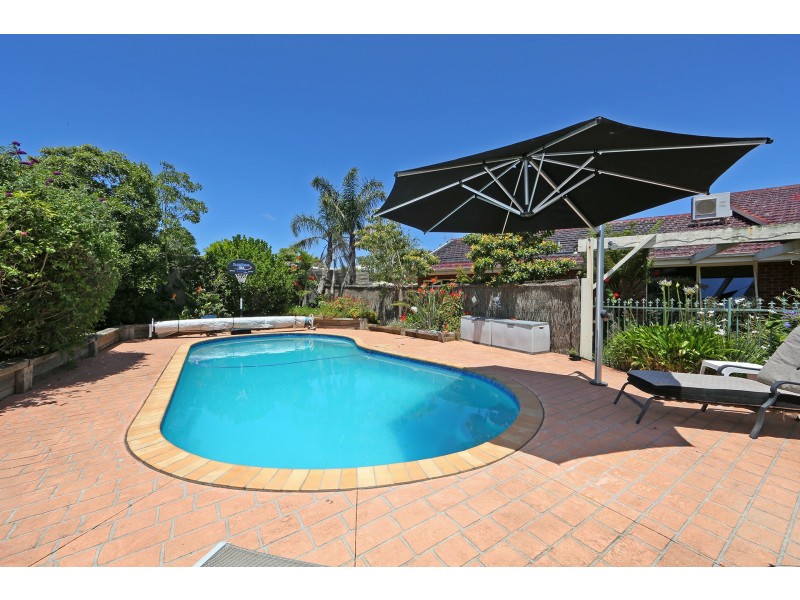 5 Crimea Close, Rowville VIC 3178