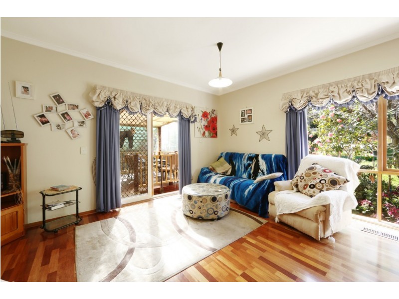 27 Teofilo Drive, Lysterfield VIC 3156