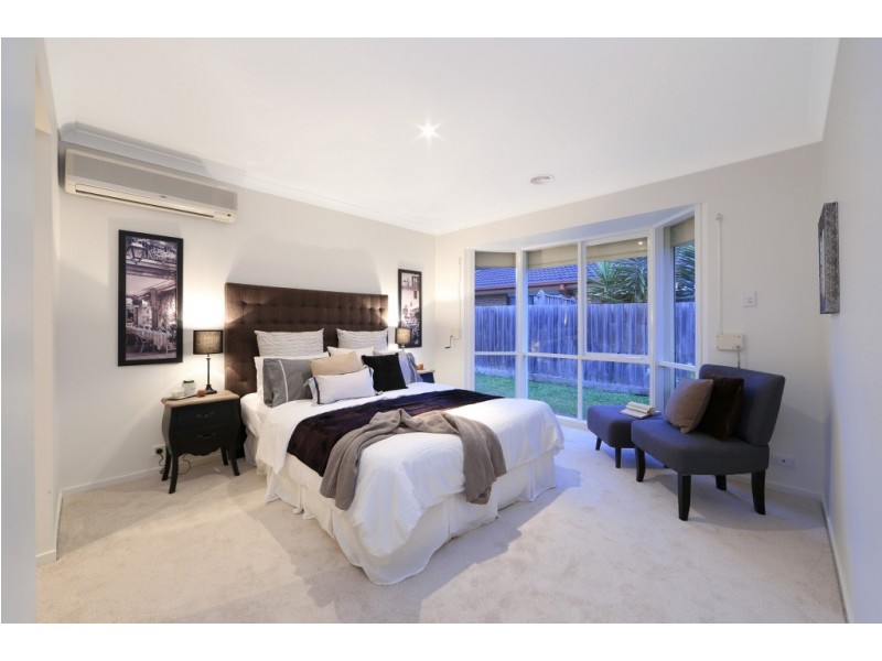 10 Webb Court, Rowville VIC 3178