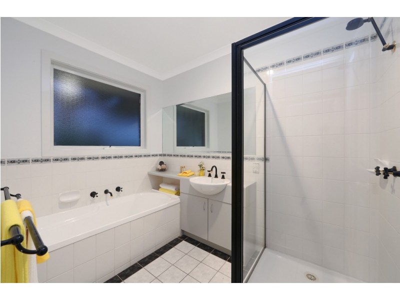 10 Webb Court, Rowville VIC 3178