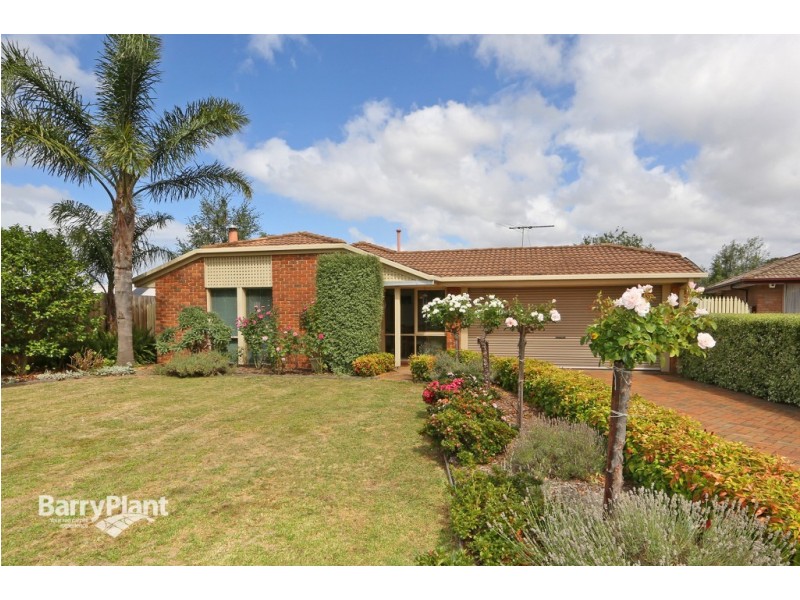 2 Lovell Close, Rowville VIC 3178