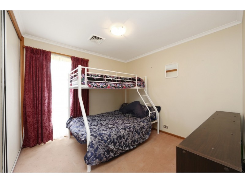 2 Lovell Close, Rowville VIC 3178