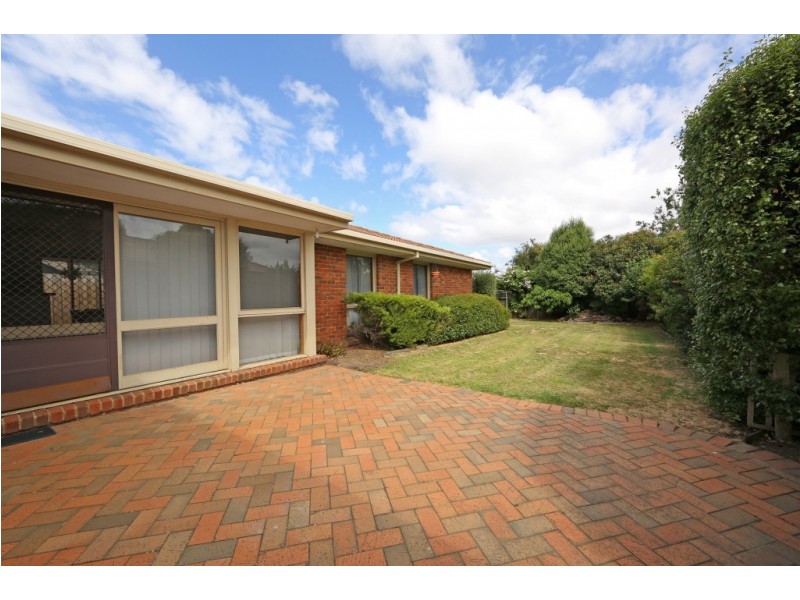 2 Lovell Close, Rowville VIC 3178