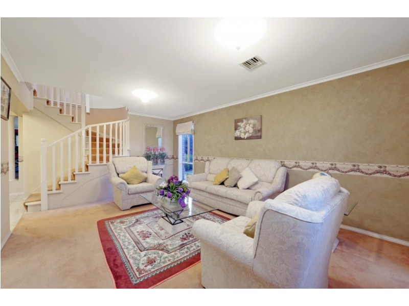 8 Vue Court, Rowville VIC 3178