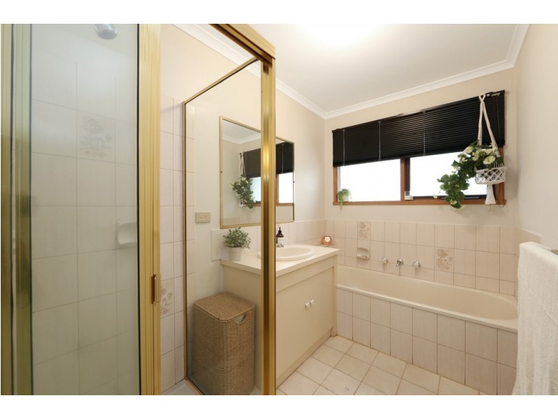 34 Colorado Crescent, Rowville VIC 3178