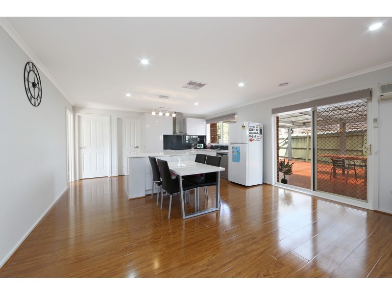 51 Lakeview Avenue, Rowville VIC 3178