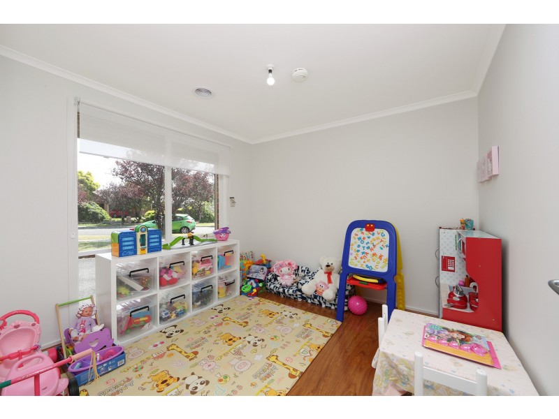 51 Lakeview Avenue, Rowville VIC 3178