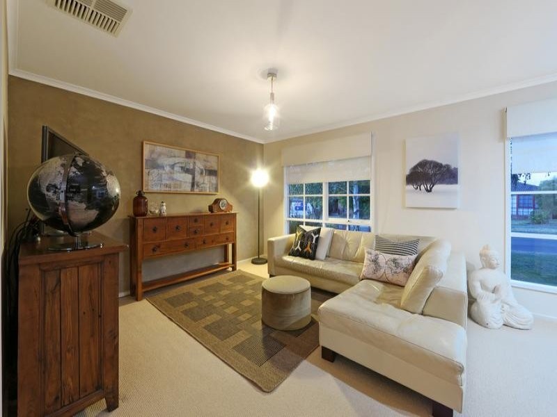 46 Spruce Drive, Rowville VIC 3178