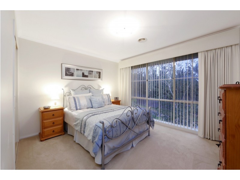 7 The Croft, Lysterfield VIC 3156