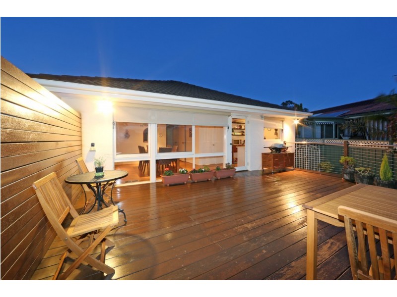 25 Lakeside Boulevard, Rowville VIC 3178