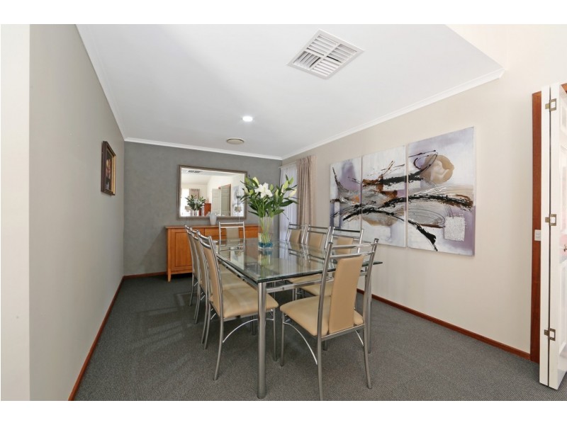 2 Caloola Court, Rowville VIC 3178