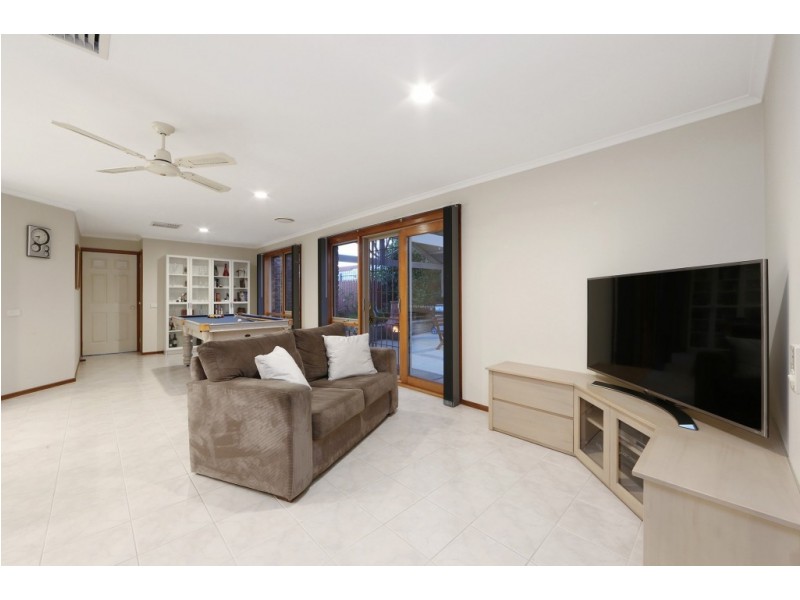 2 Caloola Court, Rowville VIC 3178