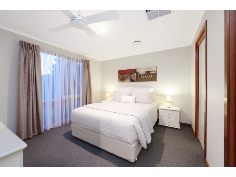 2 Caloola Court, Rowville VIC 3178