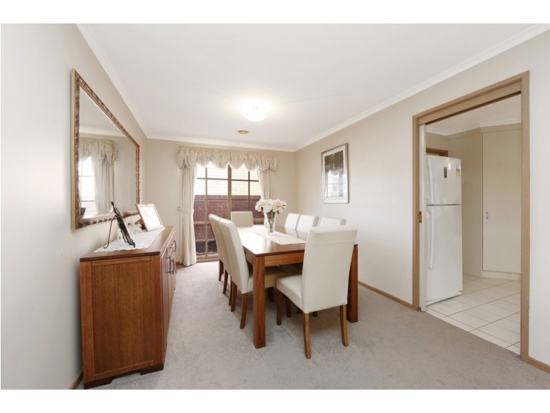 6 Diamond Close, Ferntree Gully VIC 3156