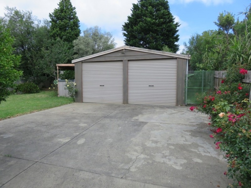 105 Murrindal Drive, Rowville VIC 3178